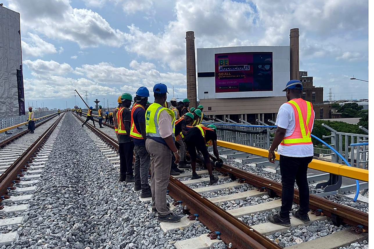 Nova Blueline Power, Lagos Blueline rail